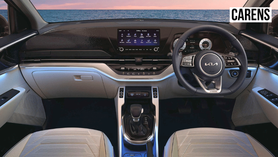 Kia Carens interior
